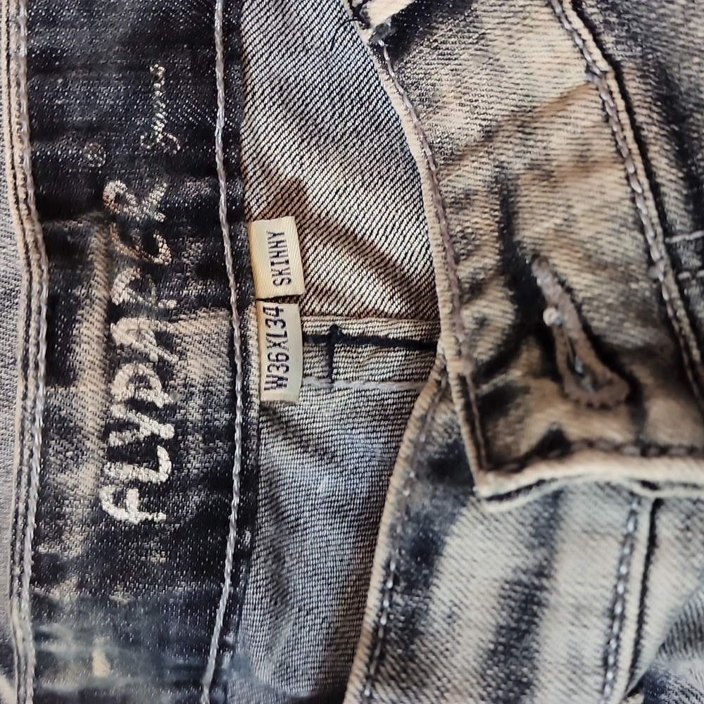 Pants - Picture 2 of 3